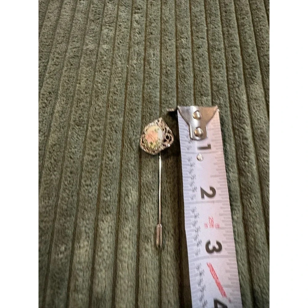 Floral Lapel‎ Stick Pin Brooch Silver Tone Teardrop Design Women's Jewelry